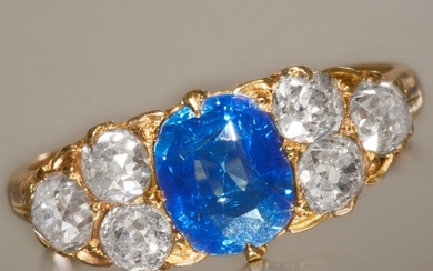 FINE ANTIQUE SAPPHIRE AND DIAMOND RING, High carat gold. Gem...