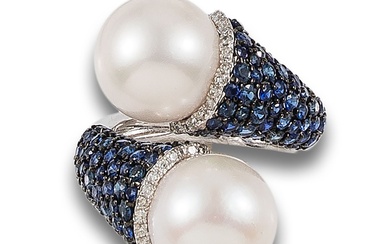 GOLD RING WITH SAPPHIRES, DIAMONDS AND PEARLS