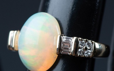 Gorgeous 14K Yellow Gold, Diamond, and Opal Ring