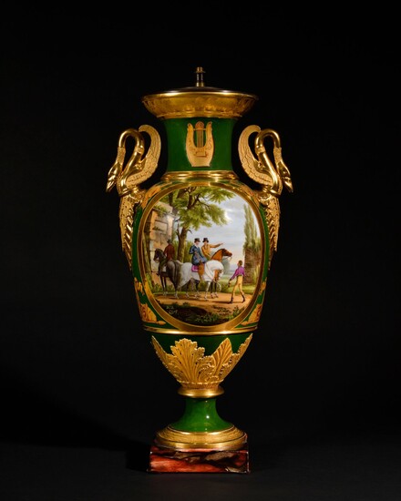 Grand vase en porcelaine de Paris de forme... - Lot 69 - Osenat
