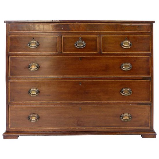 Hepplewhite Chest of Drawers with Brass Pulls in