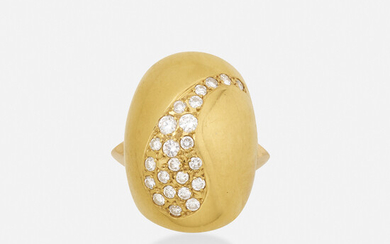 Karl-Heinz Sauer, Diamond and gold ring
