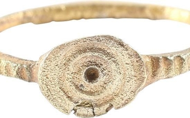 LATE ROMAN/MEDIEVAL RING SIZE 6 Â½. 7th-10th century AD