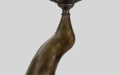 Lampe de table sculpturale de style Art déco à un pied ; bronze, patine brun...