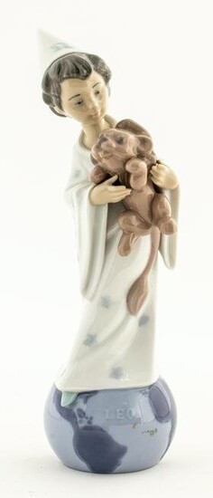 Lladro Porcelain "Leo" Figurine