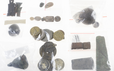 Lot of appr. 34 objects of India, China, Japan and...