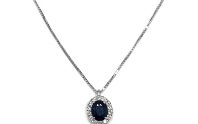 Marika - 18 kt. White gold - Necklace with pendant - 0.47 ct Sapphire - Diamonds