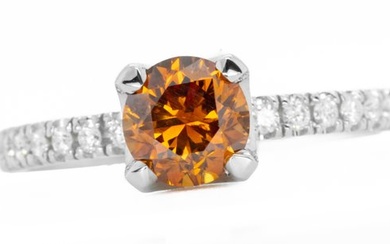 *No Reserve* - 18 kt. White gold - Ring - 1.09 ct Diamond - Natural Fancy Vivid Orange - I1 & VS Diamonds