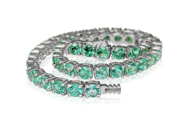 No Reserve Price - Bracelet - 14 kt. White gold - 7.18 tw. Emeralds