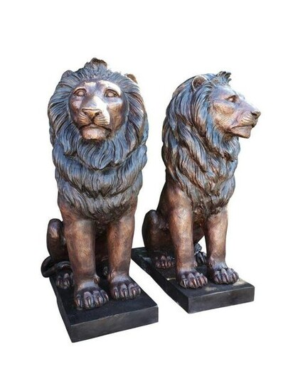 Pair of Life-size lions bronze statues - Size: 17"L x