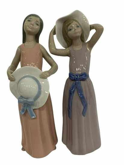 Pair of Lladro Porcelain Ladies with a Hat Figurines