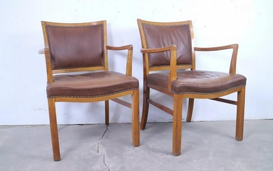 Pair of Mid-Century Modern Leather Upholstered Armchair
