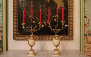 Paire de chandeliers en bronze doré et marbre... - Lot 69 - Alexandre Landre