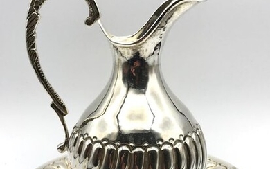 Pitcher, Handmade silver water jug on silver base - .900 silver - Meesterteken MY - Europe - Mid 20th century