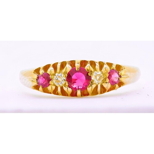 RUBY AND DIAMOND DRESS RING, set with 3 rubies totalling app...