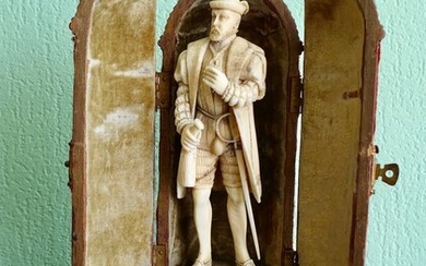 Rare statue King Henry VIII in original case - Ivory - First half 19th century
