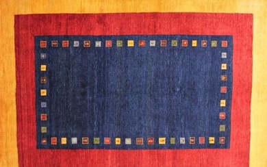 Rizbaft - Carpet - 251 cm - 181 cm