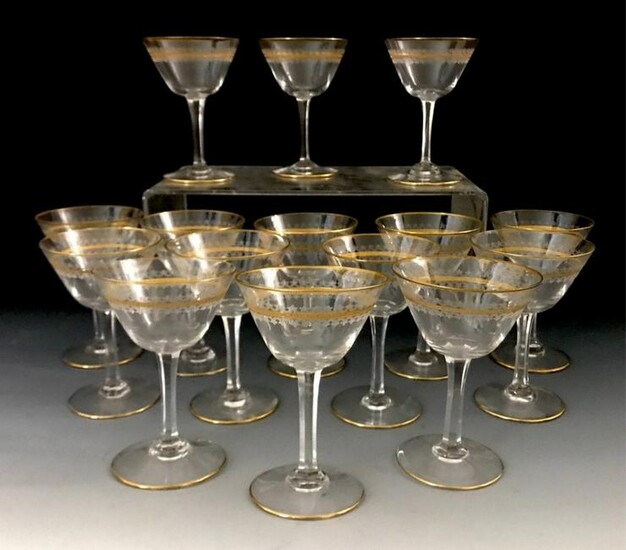 SET OF 15 GILT AND ETCHED DRINKING GLASSES