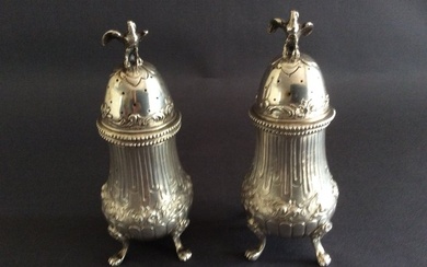 Salt and pepper shakers (2) - Silver
