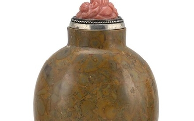 CHINESE PUDDINGSTONE AGATE SNUFF BOTTLE 19th Century In...