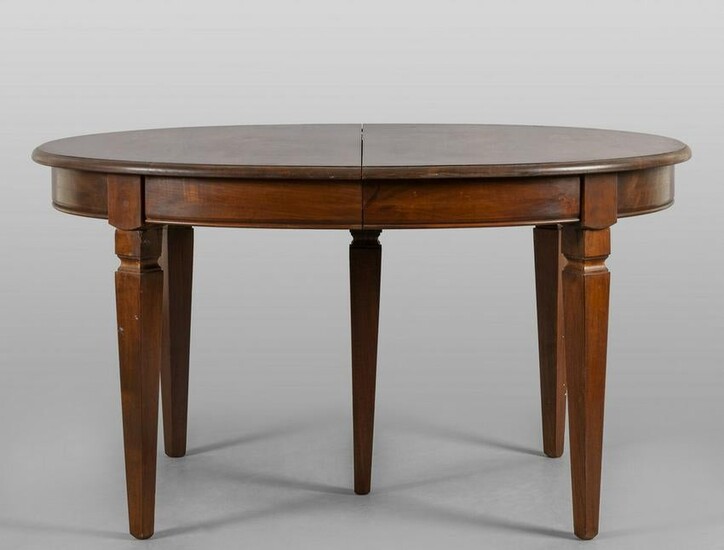 Tavolo ovale in stile Luigi XVI a cinque gambe
