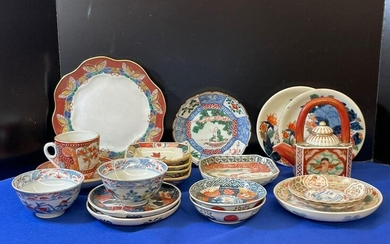 Twenty-piece Japanese Porcelain Grouping