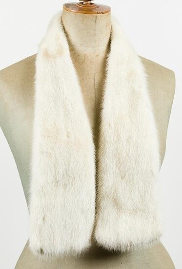 White mink scarf