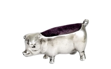 after Sampson Mordan - Sterling silver figural pin cushion in shape of pig / boar - Miniature figurine - Wild boar pin cushion - (1) - Silver, .925 silver, Velvet