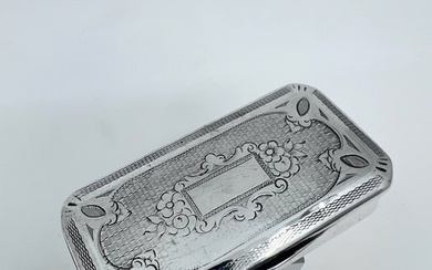 handgemaakt en fijn bewerkt - Snuff box - .950 silver
