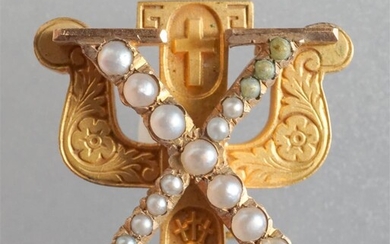 10-Karat Yellow-Gold and Seed Pearl 'Chi Psi' Fraternity Pin, 3.9 gross dwt, Circa 1956