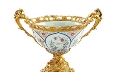 Chinese Imari porcelain bowl with gilt-bronze mounts