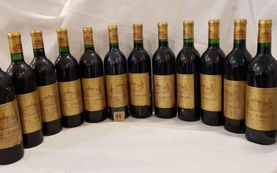 12 bottles château FONREAUD 1970 LISTRAC MEDOC CRU BOURGEOIS.4 stained labels. Perfect levels