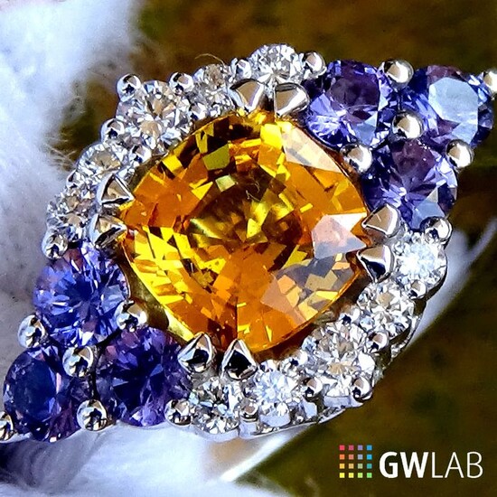14 kt. Gold - Ring Sapphire - Ceylon Orange Yellow - Diamonds - Certified - No Reserve