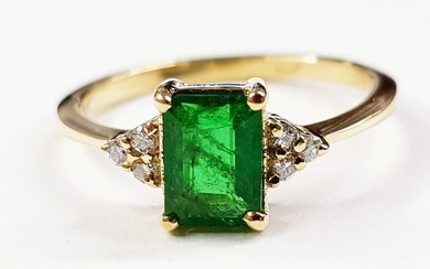 14 kt. Yellow gold - Ring - 0.90 ct Emerald - Diamonds