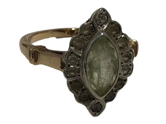14K YELLOW GOLD GREEN CLEAR STONES LADIES RING 6