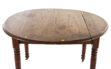 Victorian oak round breakfast table