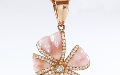 18 K Rose Gold Diamond & Mother of Pearl Pendant Set