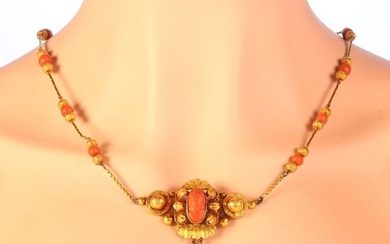 18 kt. Yellow gold - Necklace, French Antique Victorian, Anno 1850 - Coral, Cameo