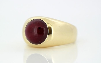 18 kt. Yellow gold - Ring - 3.00 ct Synthetic Ruby