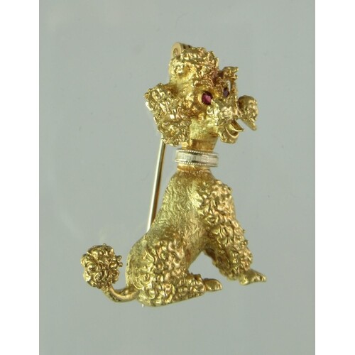 18ct gold brooch modelled as a poodle with ruby eyes. Appro...