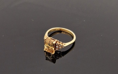 18ct gold, yellow and white stone dress ring set rectangular...