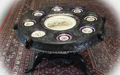 19th century English hardwood round coffee table