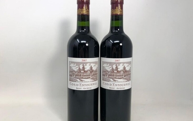 2 Bottles Château Cos d'Estournel Saint Estèphe 2007 against slightly damaged labels