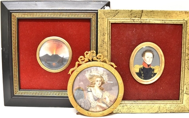 3 miniatures encadrées: Portrait de femme, Portrait d'homme et Eruption du Vésuve (cadres abîmés) (17.5...