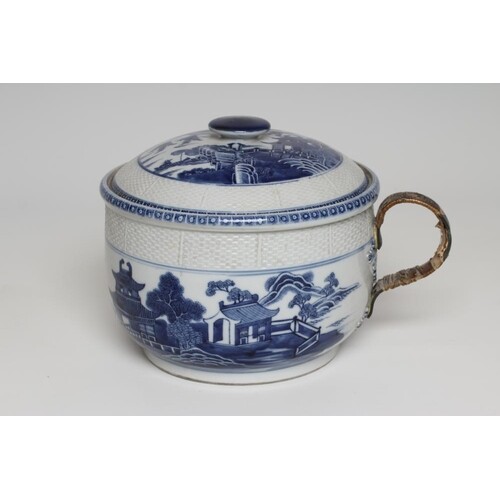 A CHINESE EXPORT PORCELAIN CHAMBER POT AND COVER of rounded ...