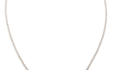 A Classic 9.00 ct Diamond Riviere Necklace in 14K