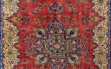 A Persian Hand Knotted Tabriz Carpet, 303 X 217