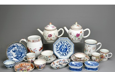 A QUANTITY OF CHINESE EXPORT PORCELAIN ITEMS, 18TH CENTURY. ...