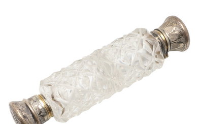 A VICTORIAN SILVER AND CUT GLASS DOUBLE ENDED SCENT BOTTLE.