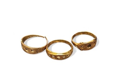 A Victorian 18ct gold gypsy ring set with old cut round diam...